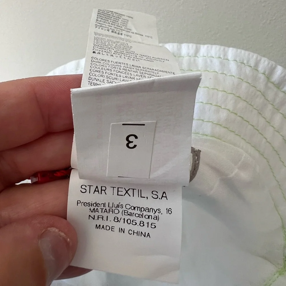 Boboli Baby NWT Infant White Bucket‎ Hat Butterfly With Chin Strap Size XXS